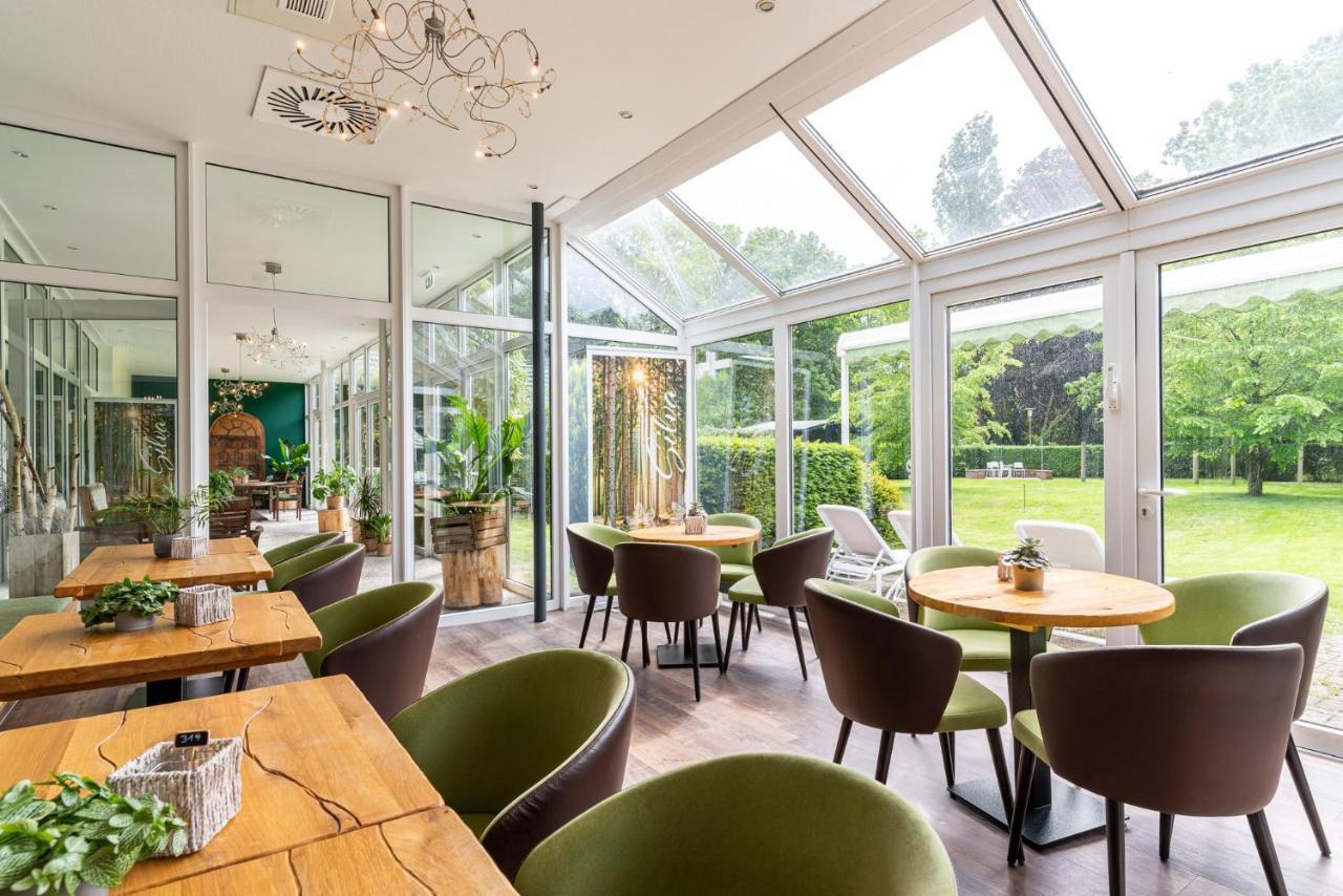 Waldhotel Tannenhaeuschen Wesel  Extérieur photo