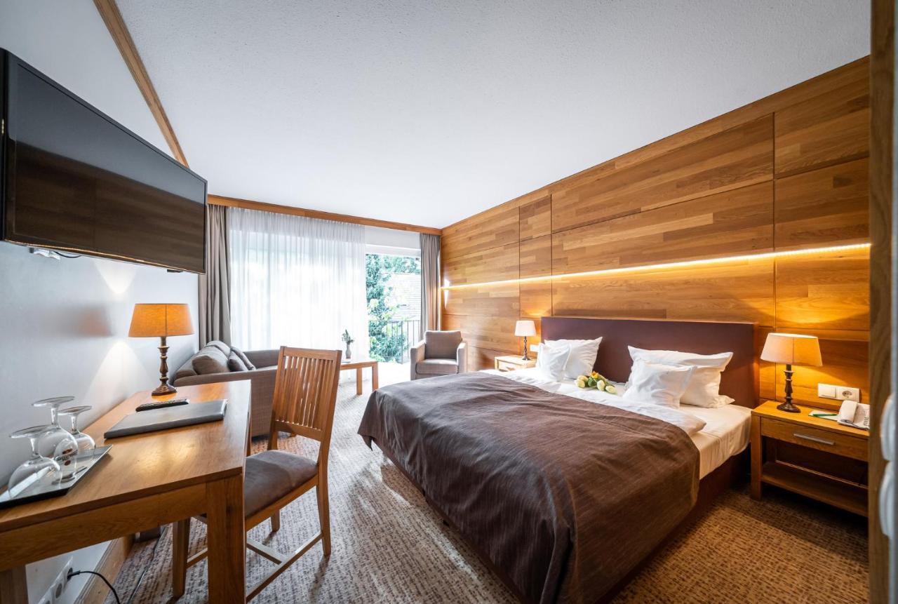 Waldhotel Tannenhaeuschen Wesel  Extérieur photo