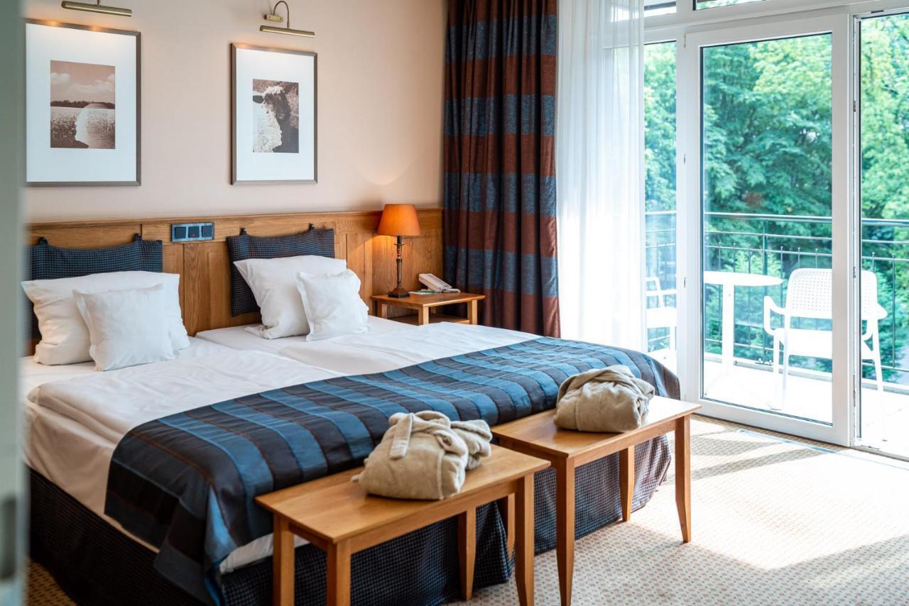 Waldhotel Tannenhaeuschen Wesel  Extérieur photo