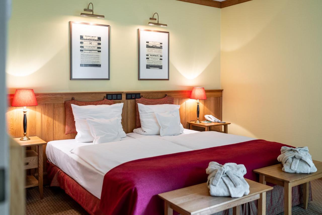 Waldhotel Tannenhaeuschen Wesel  Extérieur photo